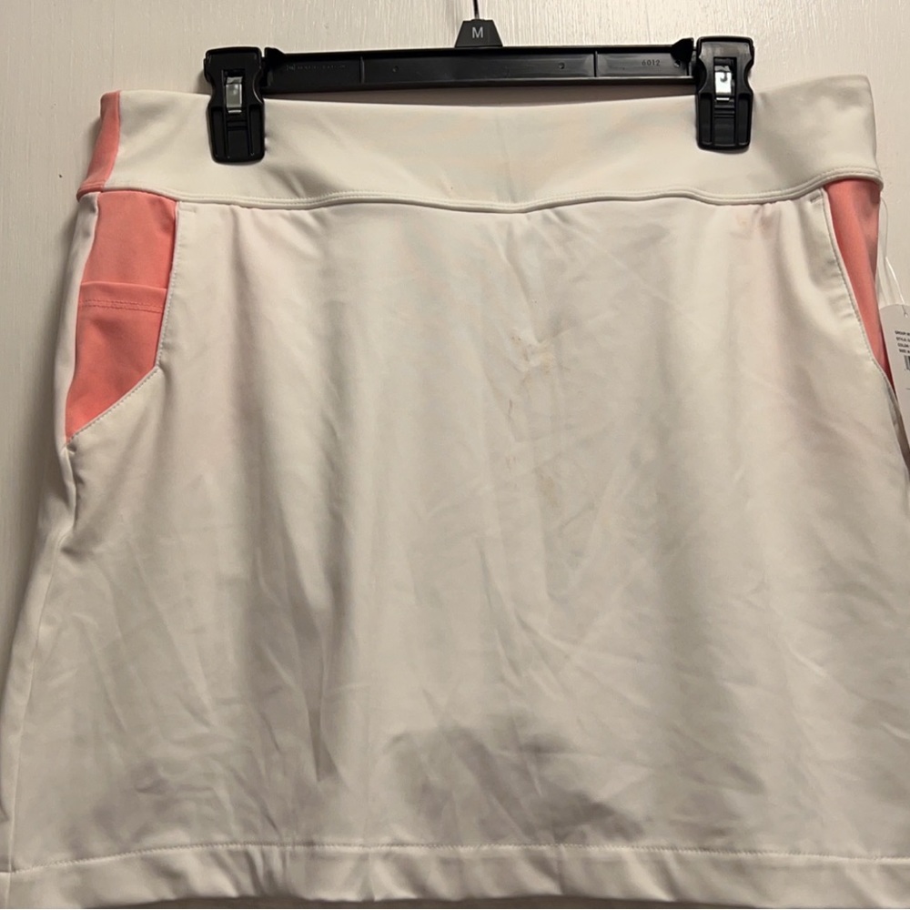 Greg Norman Skirt NWT Size Medium